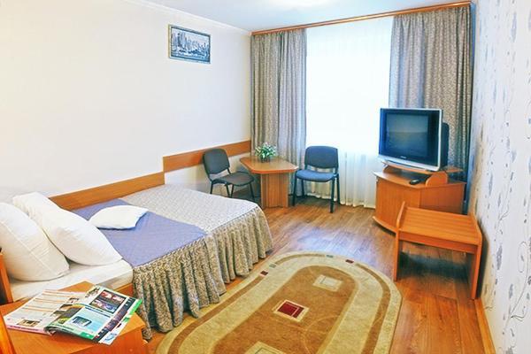Profssoyuzny Hotel チェルニーヒウ 部屋 写真