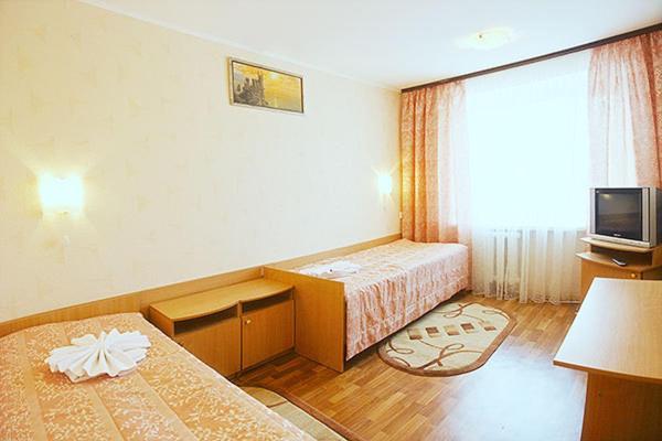 Profssoyuzny Hotel チェルニーヒウ 部屋 写真